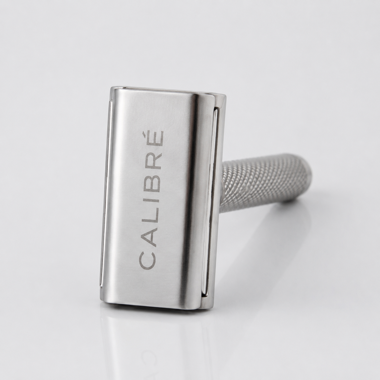 Rasoir de Sûreté CALIBRÉ® | Rasage de Précision Sans Irritation