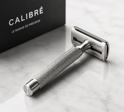 Rasoir de Sûreté CALIBRÉ® | Rasage de Précision Sans Irritation